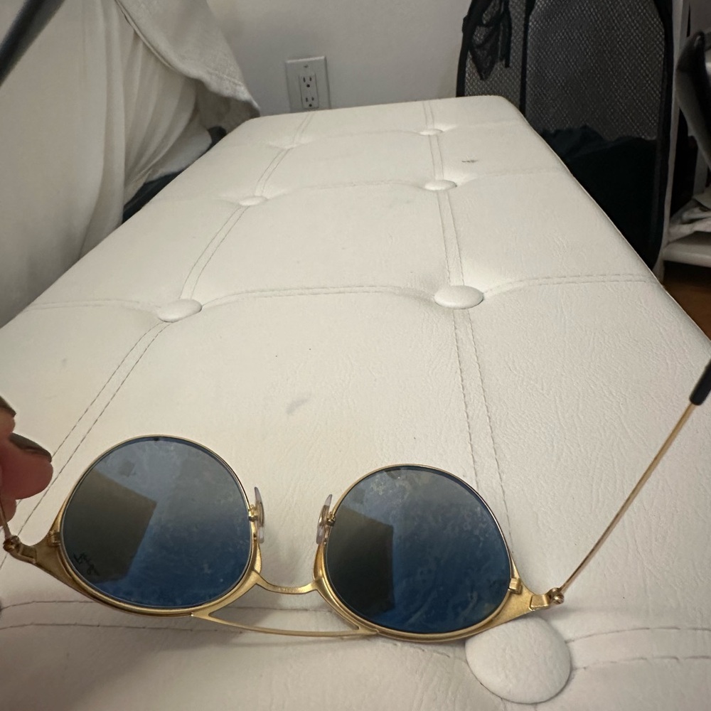 Ray-Ban Black and Gold Sunglasses - Picture 10 of 12